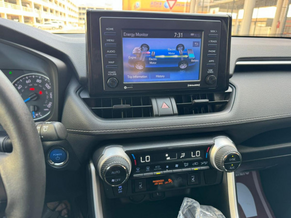 Toyota Rav 4 2021 - Image 9