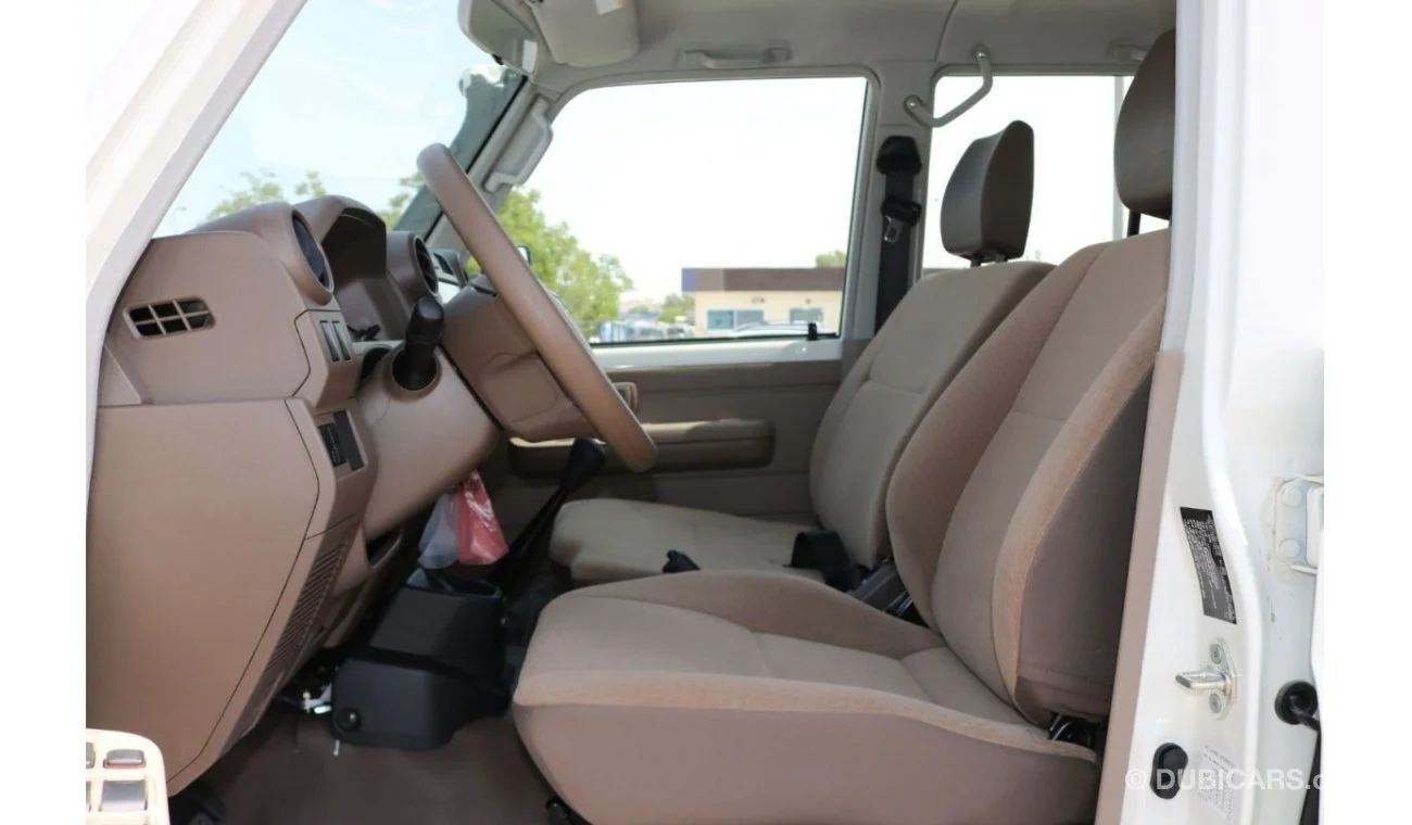 Toyota Landcruiser Pickup 2022 - Image 5