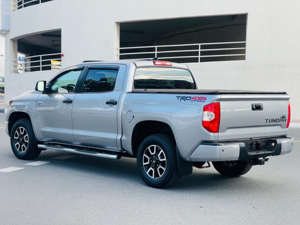 Toyota tundra 2020 - Image 9