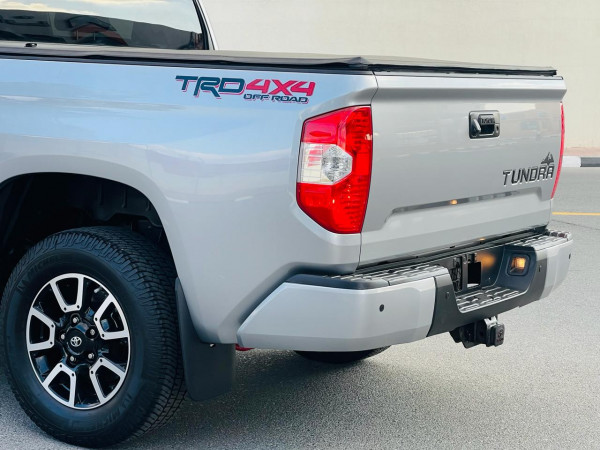 Toyota tundra 2020 - Image 8