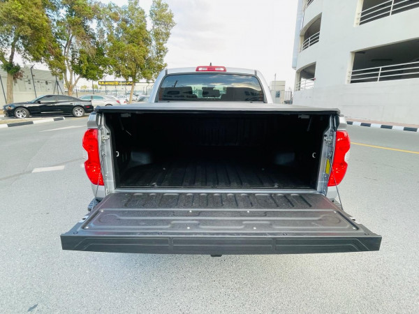 Toyota tundra 2020 - Image 7