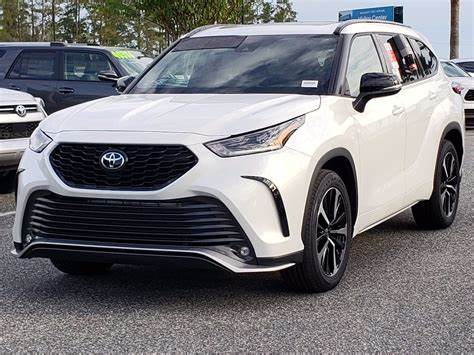 Toyota Highlander 2021