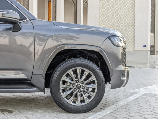 Toyota Land Cruiser 2022 - Image 2