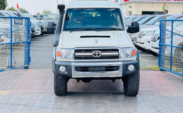 Toyota Landcruiser Pickup 2017 - Image 15