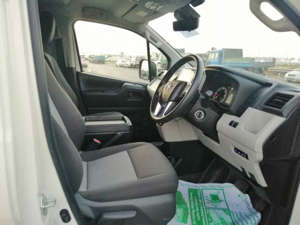 Toyota Hiace 2021 - Image 10