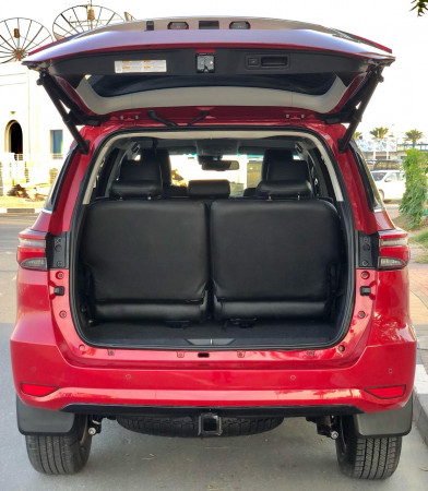Toyota Fortuner 2022 - Image 11