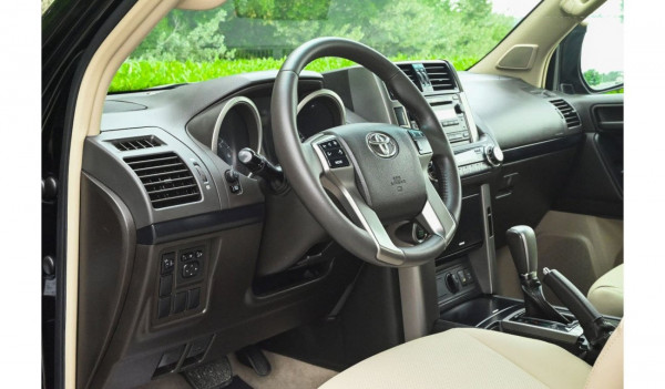 Toyota Land Cruiser Prado 2010 - Image 11