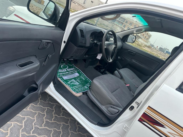 Toyota Hilux 2013 - Image 12