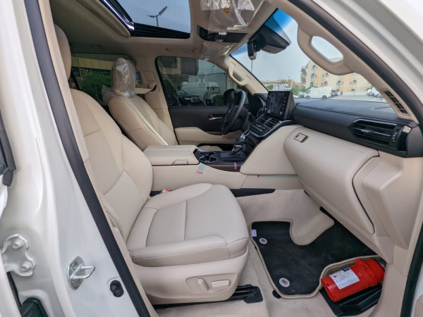 Toyota Land Cruiser 2023 - Image 17