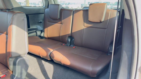 Toyota Fortuner 2023 - Image 18