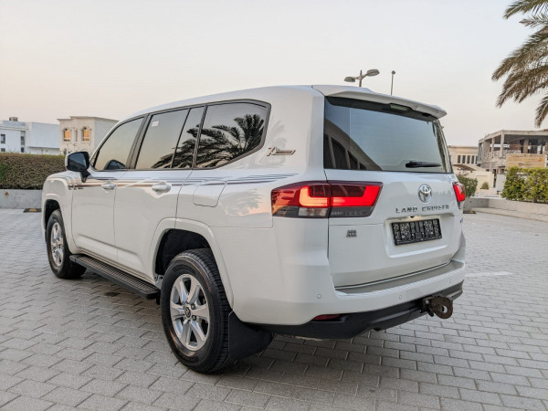 Toyota Land Cruiser 2022 - Image 17