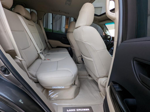 Toyota Land Cruiser 2022 - Image 7