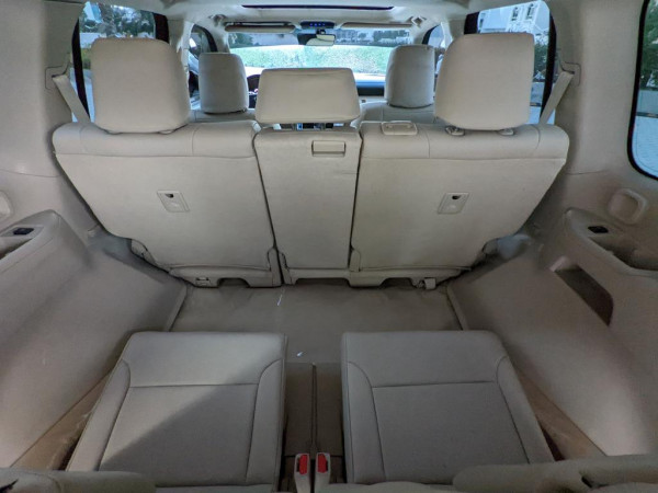Toyota Land Cruiser 2022 - Image 8