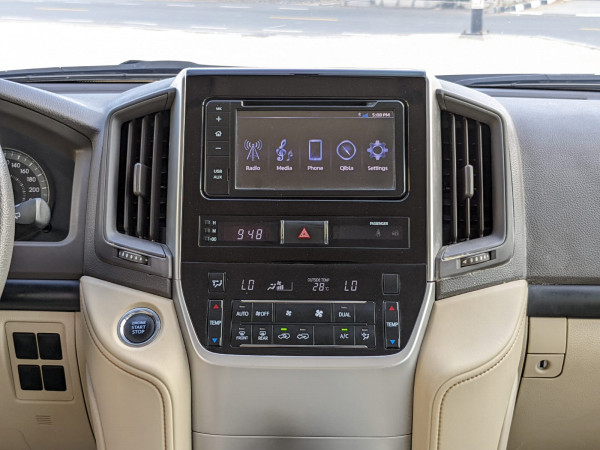 Toyota Land Cruiser 2020 - Image 10