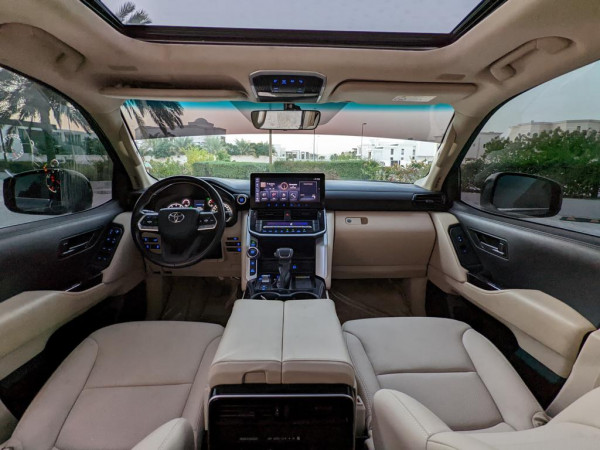 Toyota Land Cruiser 2022 - Image 11