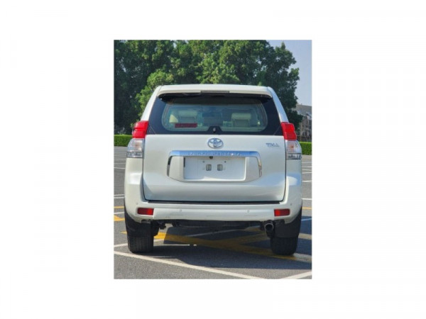 Toyota Land Cruiser Prado 2013 - Image 5