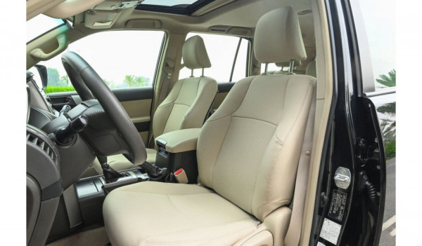 Toyota Land Cruiser Prado 2010 - Image 6