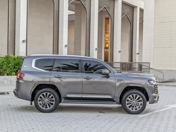 Toyota Land Cruiser 2022 - Image 5