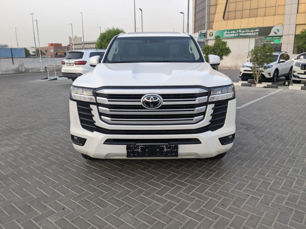 Toyota Land Cruiser 2023 - Image 9