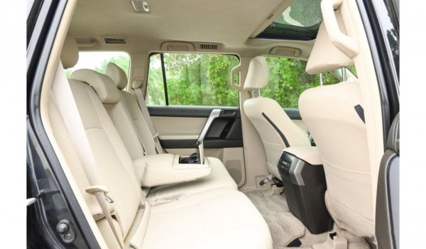 Toyota Land Cruiser Prado 2010 - Image 9