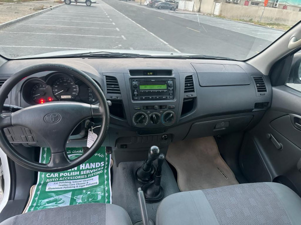 Toyota Hilux 2013 - Image 10