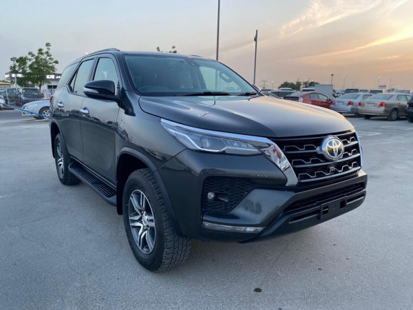Toyota Fortuner 2021 - Image 18