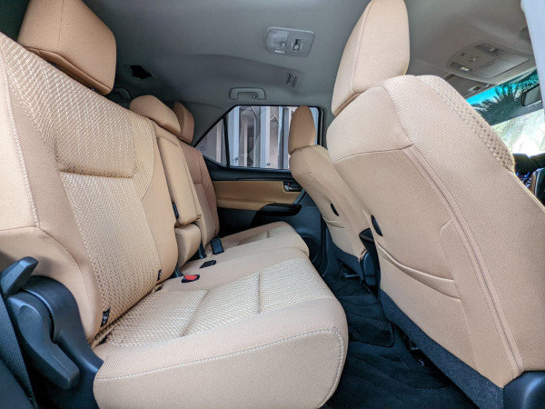Toyota Fortuner 2023 - Image 2
