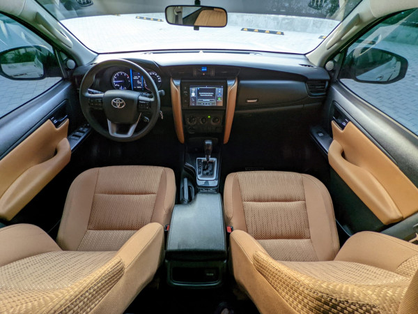 Toyota Fortuner 2023 - Image 15