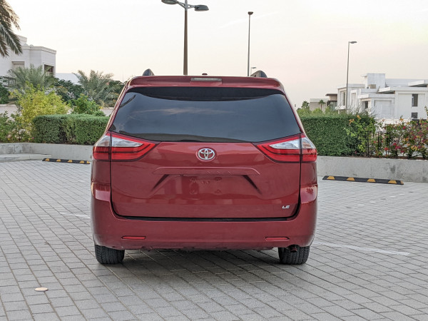 Toyota Sienna 2015 - Image 4