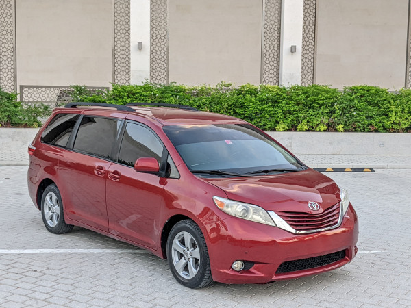 Toyota Sienna 2015