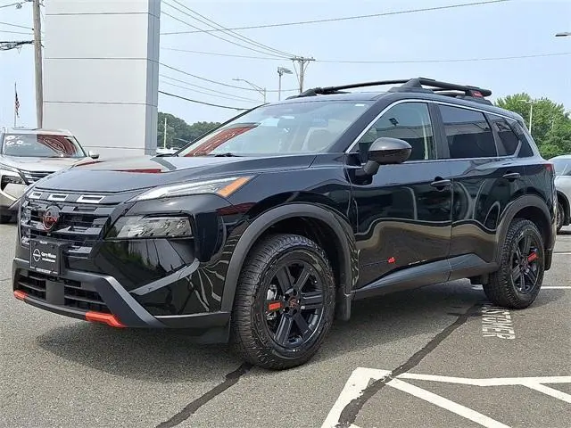 2025 Nissan Rogue Rock Creek